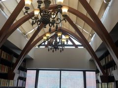 -钟书阁(松江泰晤士小镇店)