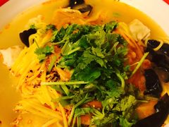 -小蛮椒麻辣烫·麻辣拌(青浦宝龙店)