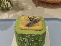 -山与蓝·轻糖鲜果蛋糕(勒泰店)