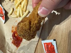 -麦当劳(深圳北站B2检票口楼上)