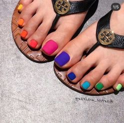 -米小兔美甲美睫