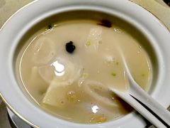 荣记花胶黄鱼羹-荣轩(新荣记环球金融中心店)
