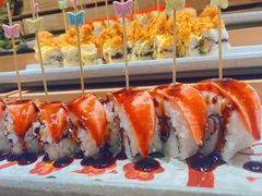 -锤头鲨毛肚海鲜烤肉自助餐厅(国购广场店)