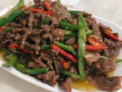 指天椒炒牛肉-好好滋味茶餐厅