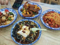 -江城燕子大排档(江汉路步行街店)