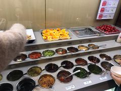 自助调料区-海底捞火锅(关山保利店)