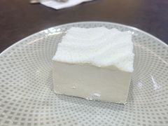 玄米柚子慕斯-théATRE茶聚场·餐厅(环球金融中心店)