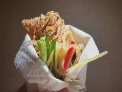 烙饼卷菜-丁里羊肉小镇(天鹅湖总店)