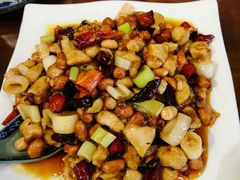 宫保鸡丁-缪氏川菜(丰盛町店)