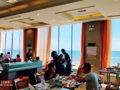 靠窗位-海天一色海景自助餐厅(西港花园店)