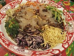 -闯关东东北农家菜(崂山石老人店)