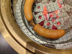 -山川小町·极番烧肉(新地假日广场店)
