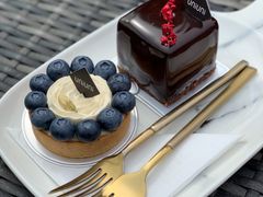 -UNI UNI(环亚凯瑟琳店)