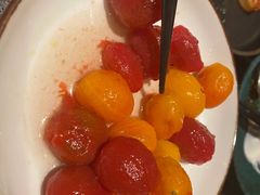 黑番茄绿葡萄-丝路金桃·新疆菜(徐汇店)