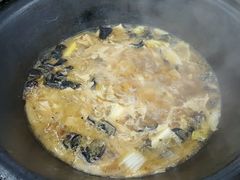 -粘豆包柴火铁锅炖