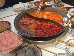 -卤校长老火锅(杨家坪直营店)