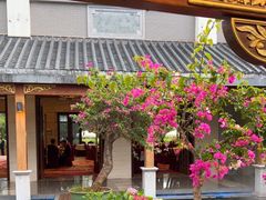 -云南荟·湖畔领宴(领事馆店)