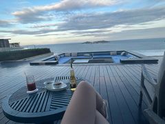 -瑰丽酒店·海吧·天际下午茶·现场DJ·天台酒吧