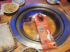 -山河屯铁锅炖(绥望路店)