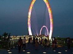 -南京眼步行桥