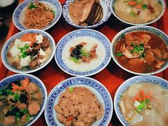 -蓝田九大碗民俗食府(蓝田店)