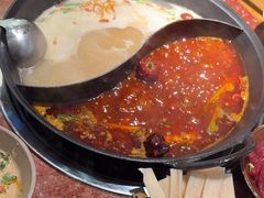 -赵美丽·重庆社区火锅·直营店(火车东站·中豪国际店)