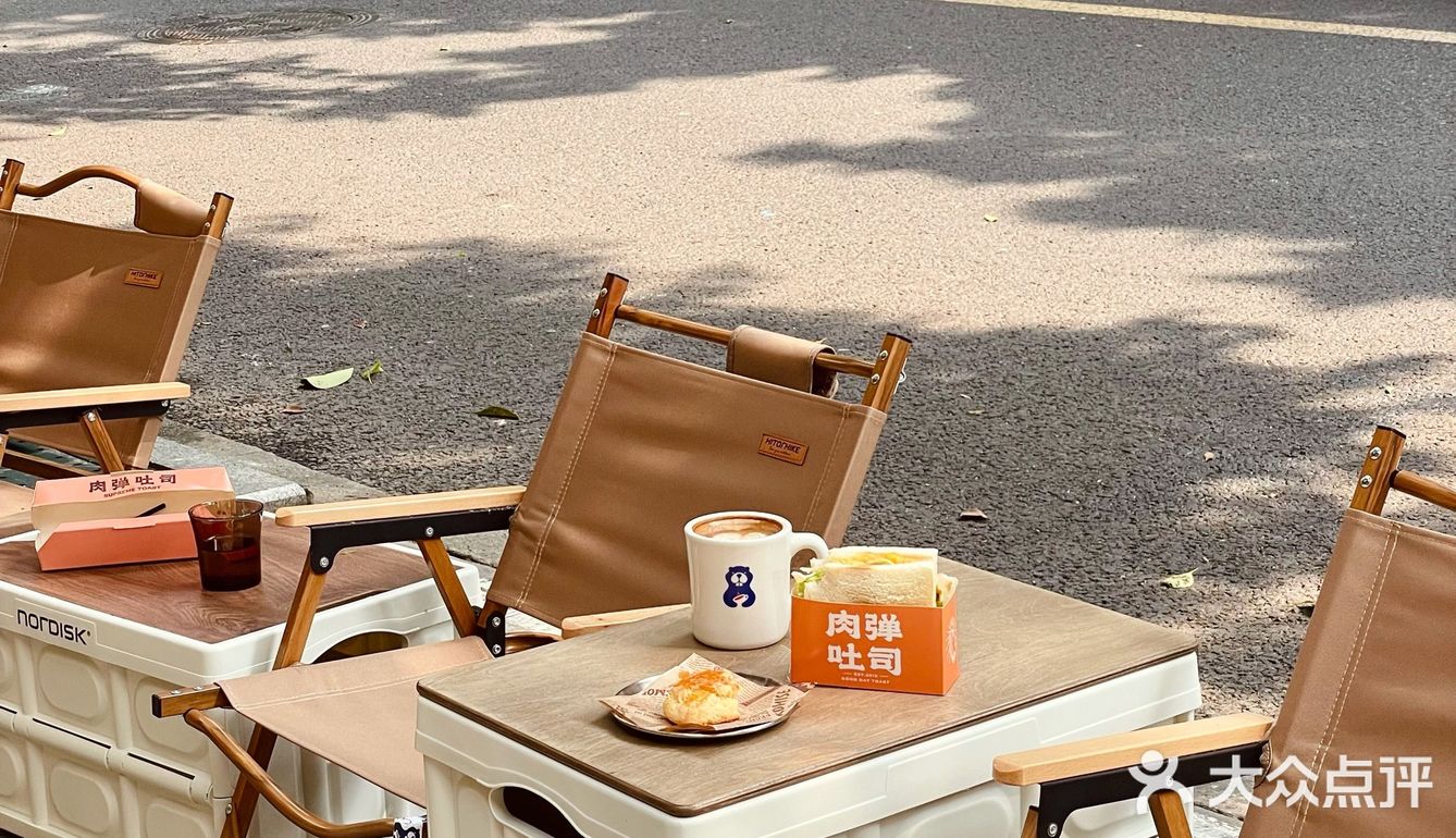 成都新店｜治愈系莫兰迪色调咖啡馆Crunch