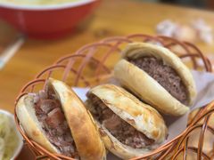 肥瘦的驴肉火烧-闫家驴肉火烧(五四店)