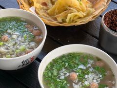 -何胖子丸子汤(南海街店)