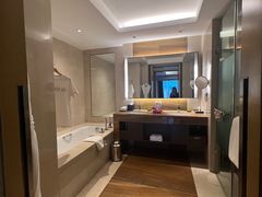 -青岛富力艾美酒店