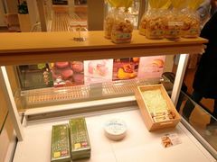 -好利来(八里庄店)