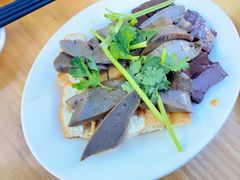 -乌文新澄海卤鹅店