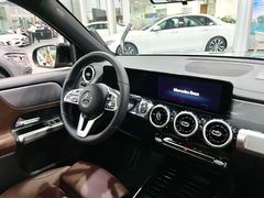 -宁波之星奔驰4S店(海曙店)