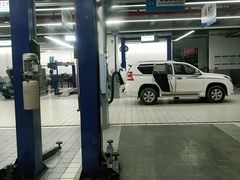 -重庆龙华人和一汽丰田特约店