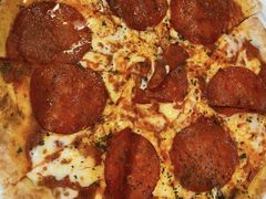 -城市大道红炉披萨烘焙坊