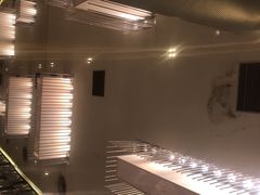 自助早餐厅-上海滴水湖皇冠假日酒店