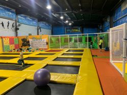 -飞跃蹦床乐园(南山科技园店)