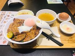 -熊吞·大碗丼烧肉饭(清江浦区万达店)