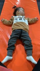 -维佳童话镇演出现场(徐东店)
