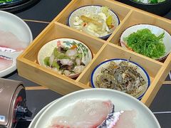 -牛牛和牛海鲜粥底火锅(长虹国际城店)