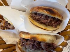 -闫家驴肉老店(华电一校店)