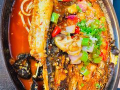 酱香味烤鱼-鸣记脆皮烤鱼·海鲜烤鱼(三八广场店)