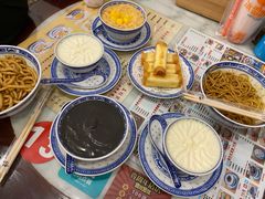-广信牛奶甜品世家(台东店)