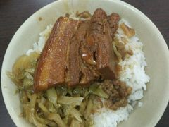 -胡须张鲁肉饭(美食文化馆店)