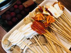 -签多多串串香火锅