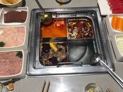 -海底捞火锅(关山保利店)