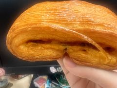 -VERIE BAKEHOUSE