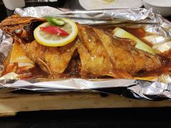 铁板锡纸鲈鱼-高第街56号港式餐厅·精选(世茂广场宽厚里大明湖店)