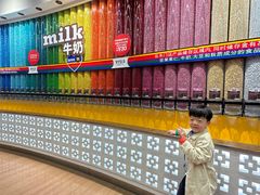 -m豆巧克力世界(上海世茂广场店)