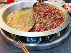 -四小区火锅·巷子里的重庆火锅(花照壁店)